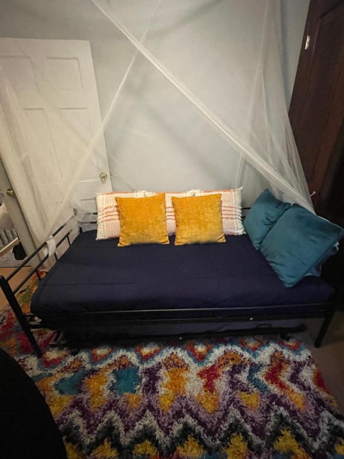 Cozy Airport Area Hideaway Philadelphia